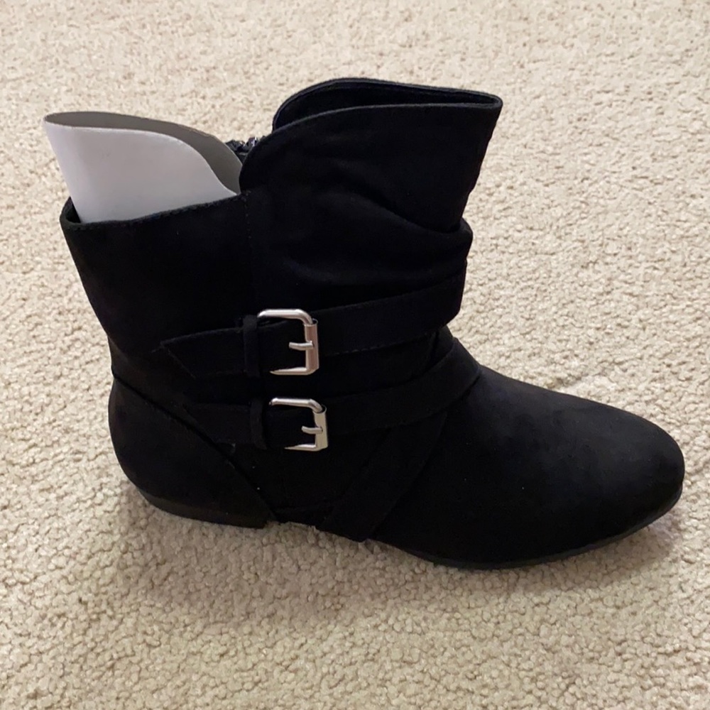 Black ankle bootie, size 11, never worn